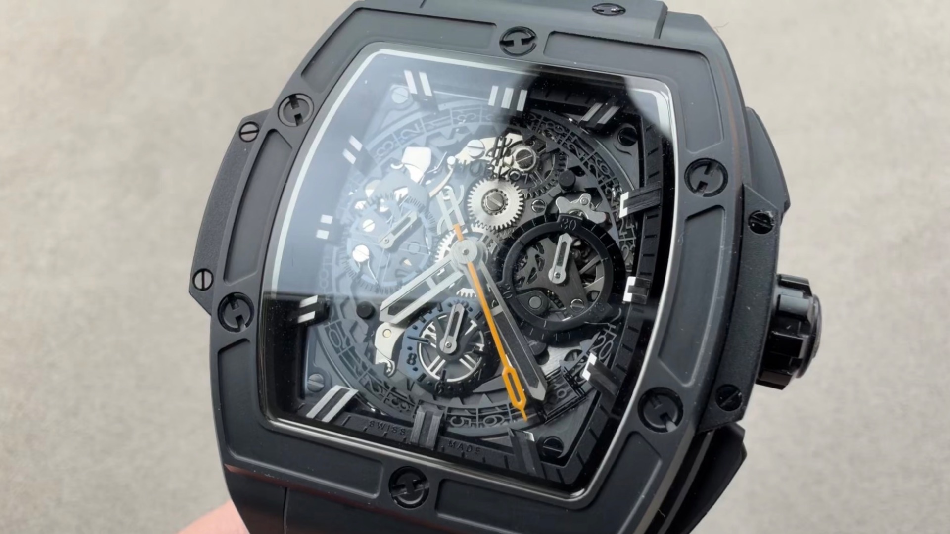 Hublot Spirit Of Big Bang Veuve Clicquot Edition 641.CI.0110.LR.VCP18
