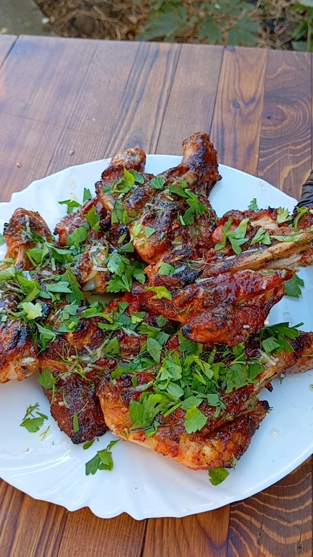 🍗🔥Куриные бабочки с чесночным маслом. Идеальная закуска для пикника!
