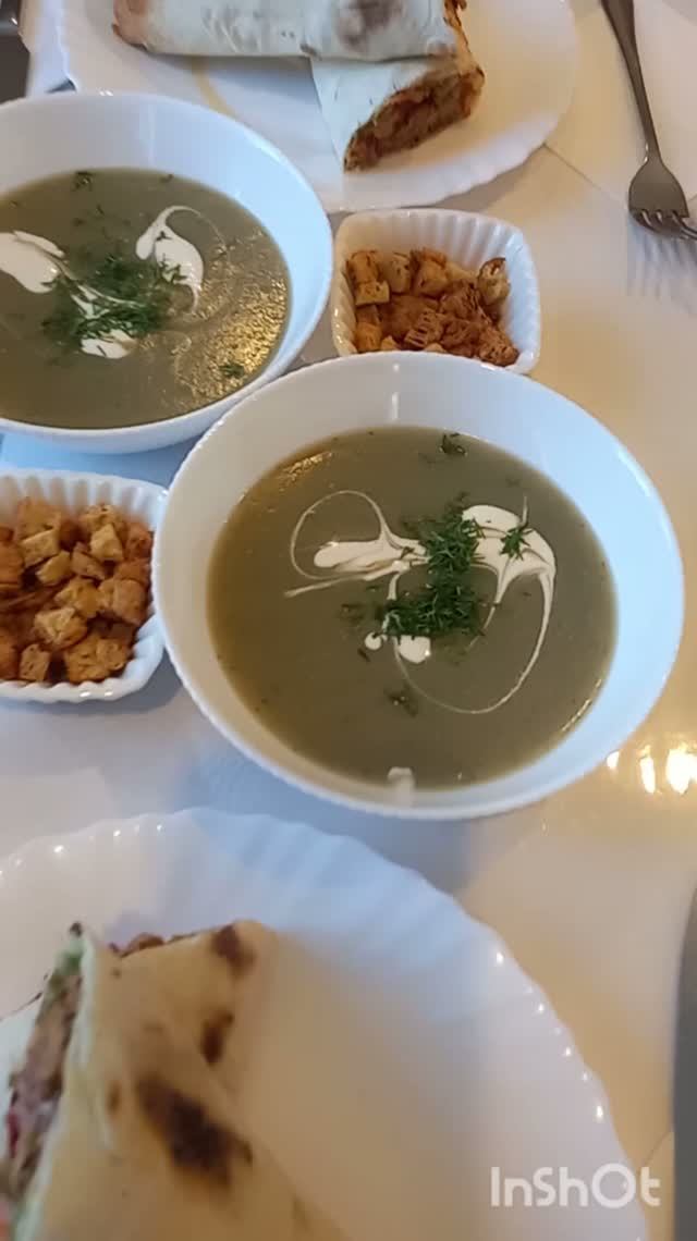 Мраморный суп-пюре с баклажанами.
