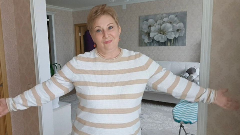 КАК РАСТЯНУТЬ МАЛЕНЬКИЙ ДЖЕМПЕР ДО НУЖНОГО РАЗМЕРА С ПОМОЩЬЮ УТЮГА
