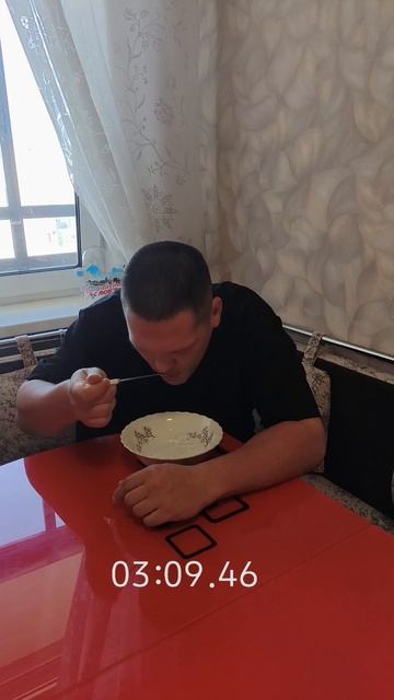 За какое время выпью тарелку супа чайной ложкой?