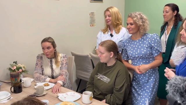 Уполномоченный при Президенте РФ по правам ребёнка Мария Алексеевна Львова-Белова посетила подростк