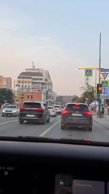 Светофор 🚦 который издевается над водителями 🤣🤣🤣