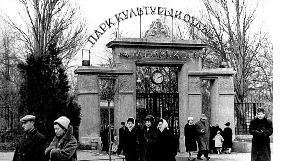 Барахолка в Ростове-на-Дону. Антикварный клуб.
