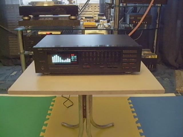 Yamaha EQ-1100