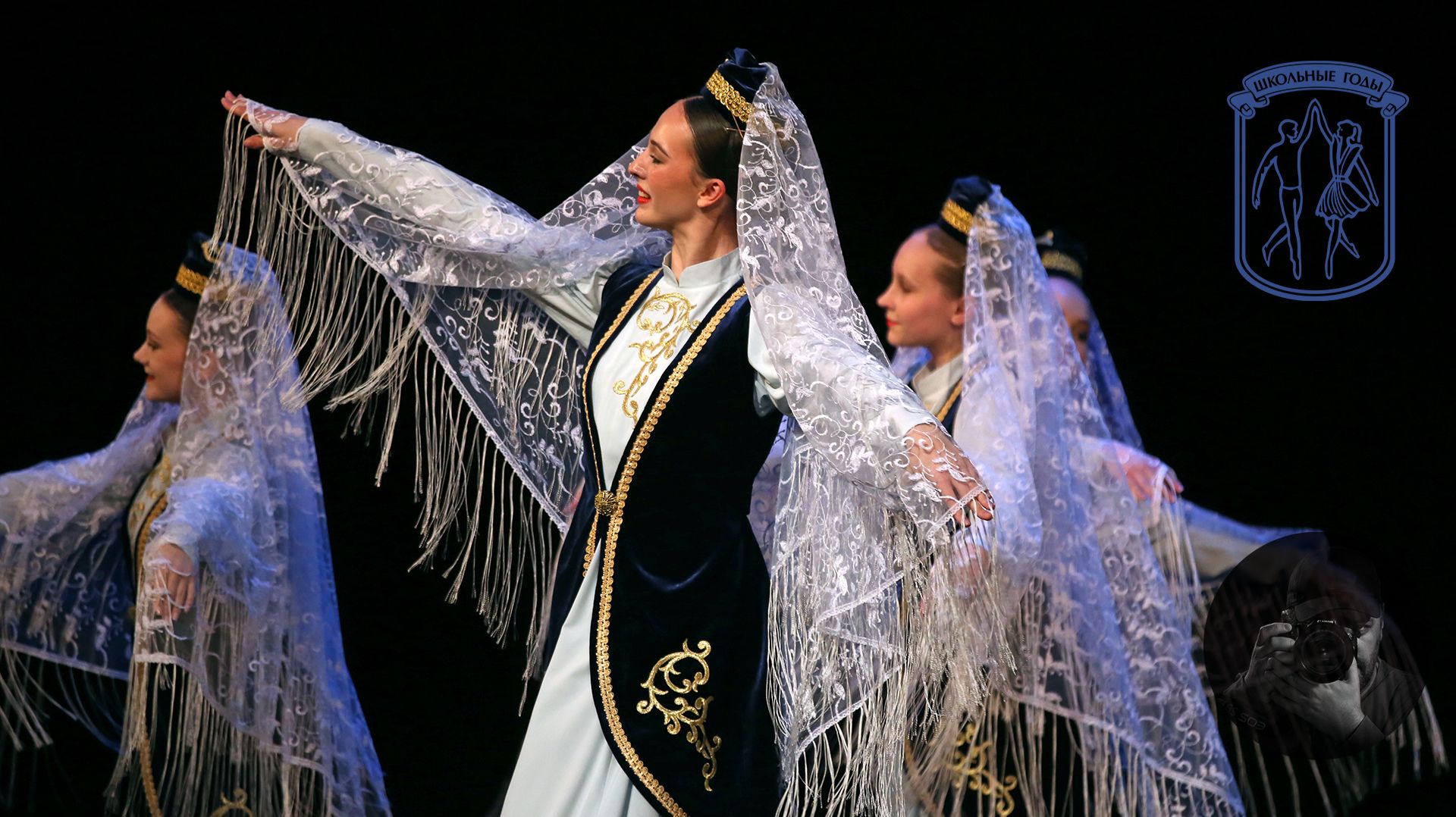 ТАТАРСКИЙ ЛИРИЧЕСКИЙ, ансамбль «Школьные годы». TATAR LYRICAL, Ensemble “School Years”.