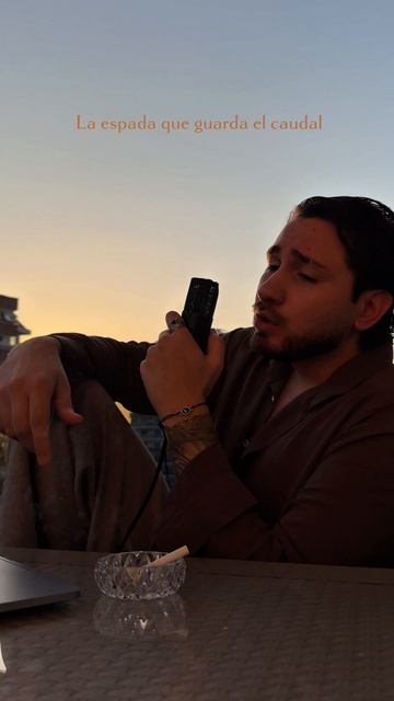 «Tuyo» Cover.
