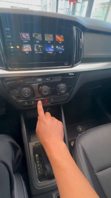 2022 Skoda Kamiq 1.5L Automatic Comfort Edition.