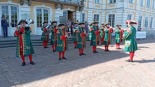 Петергоф. Необычный оркестр.