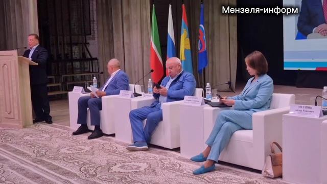 В Мензелинске прошел муниципальный форум «Работаем на результат!»