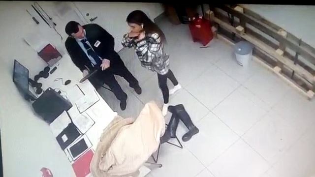 ПОЙМАЛИ ВОРОВКУ