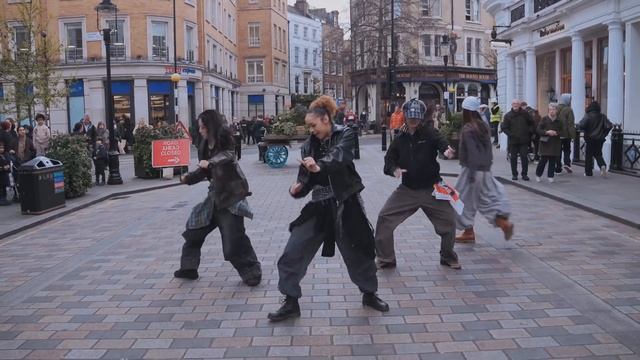 📹 [KPOP IN PUBLIC | ONE TAKE | LONDON] LNGSHOT (롱샷) - Moonwalkin |  DANCE COVER BY Betty_bun |