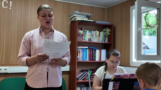 В Бледном Свете Луны