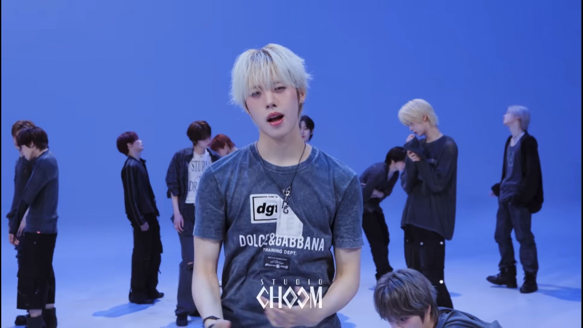 Idntt(아이덴티티) Kids Return' (4K) I STUDIO CHOOM ORIGINAL
