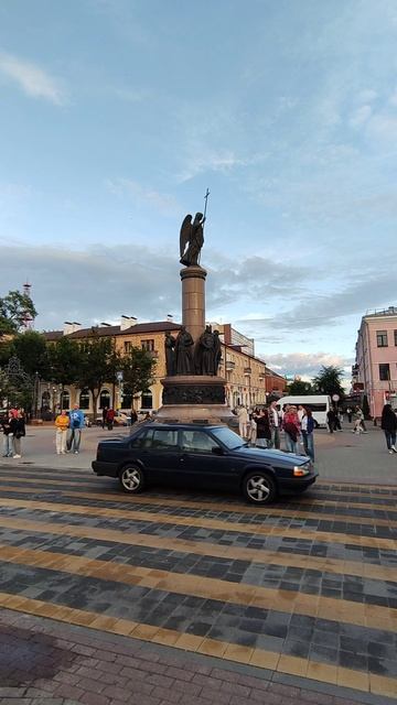 Аллея кованных фонарей. Брестский фонарщик. Зажжение керосиновых ламп (Брест, Беларусь) 2026