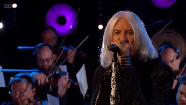 Def Leppard – “Hysteria” (Live, With The BBC Concert Orchestra)
