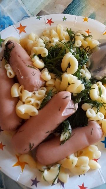 опять блюдо из сосисек