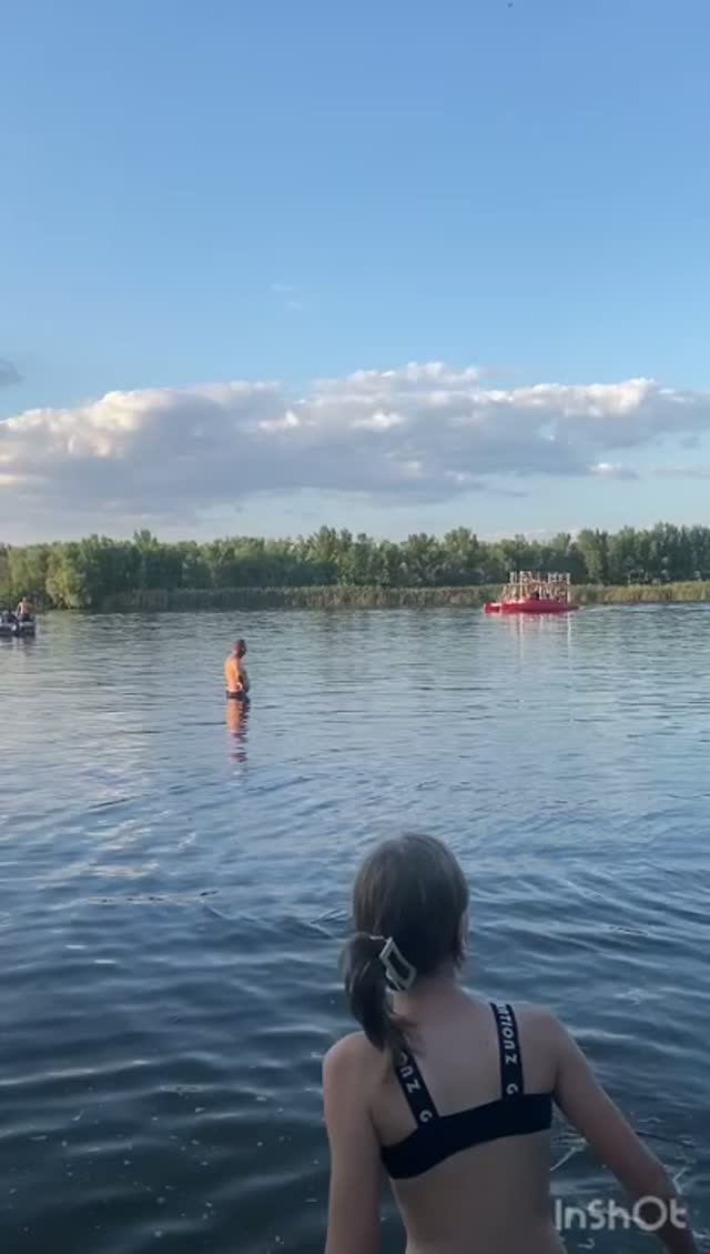 Вышла из отпуска. В офисе и дома. На Дону.
