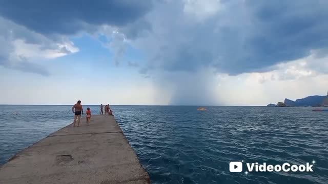 Крым. Страшный ураган в Судаке 10.08.2026 г. Град с куриное яйцо...