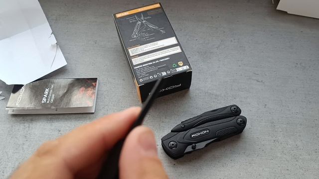 Очень стильный мультитул Roxon Spark