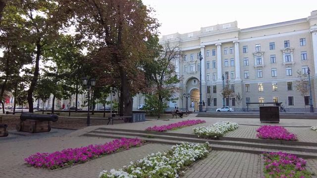 Иностранец в Воронеже часть 3