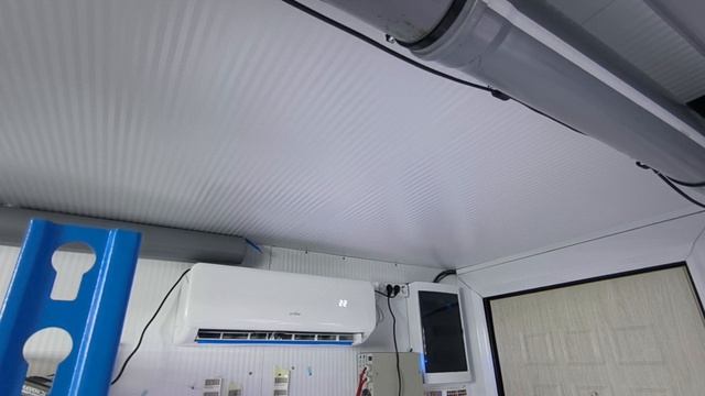 Мощная вытяжка из стандартного комплекта рекуператора.