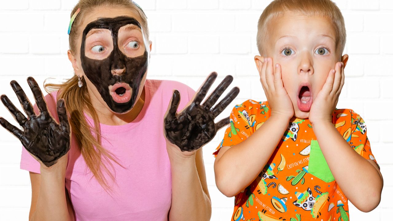 Никита и мама делают маски для детей