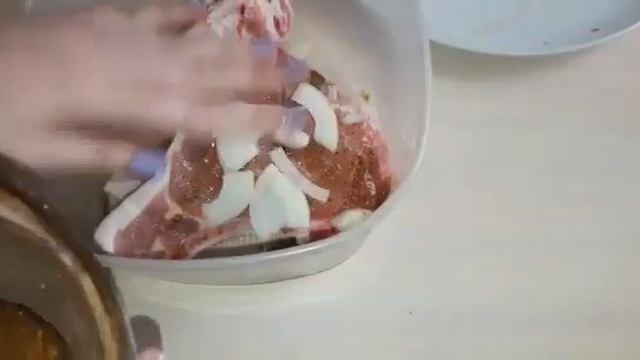 СОЧНЫЙ СТЕЙК ИЗ СВИНИНЫ НА МАНГАЛЕ