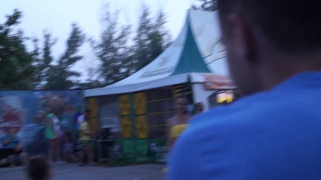 Яровое.  Уличные музыканты.Full HD