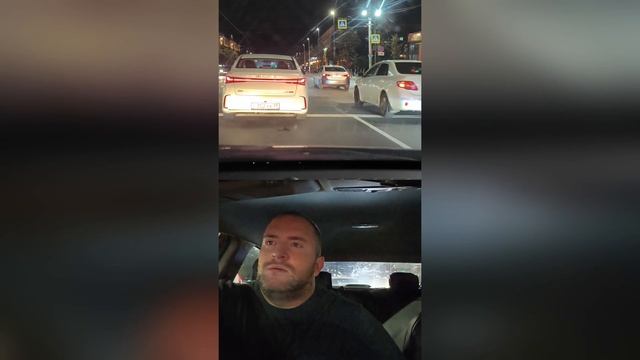 РАБОТАЮ КУРЬЕРОМ ЯНДЕКС ДОСТАВКИ. КУРЬЕР НА РАЙОНЕ
