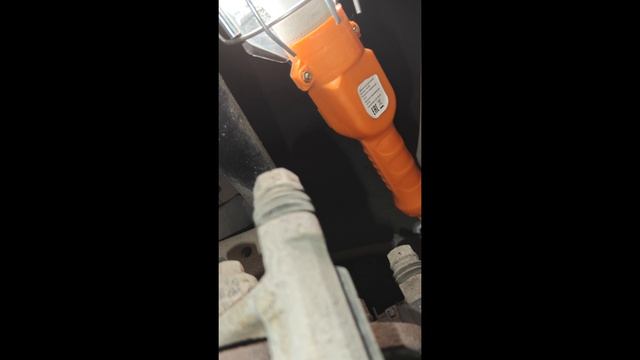 замена задних дисковых колодок киа рио х.mp4