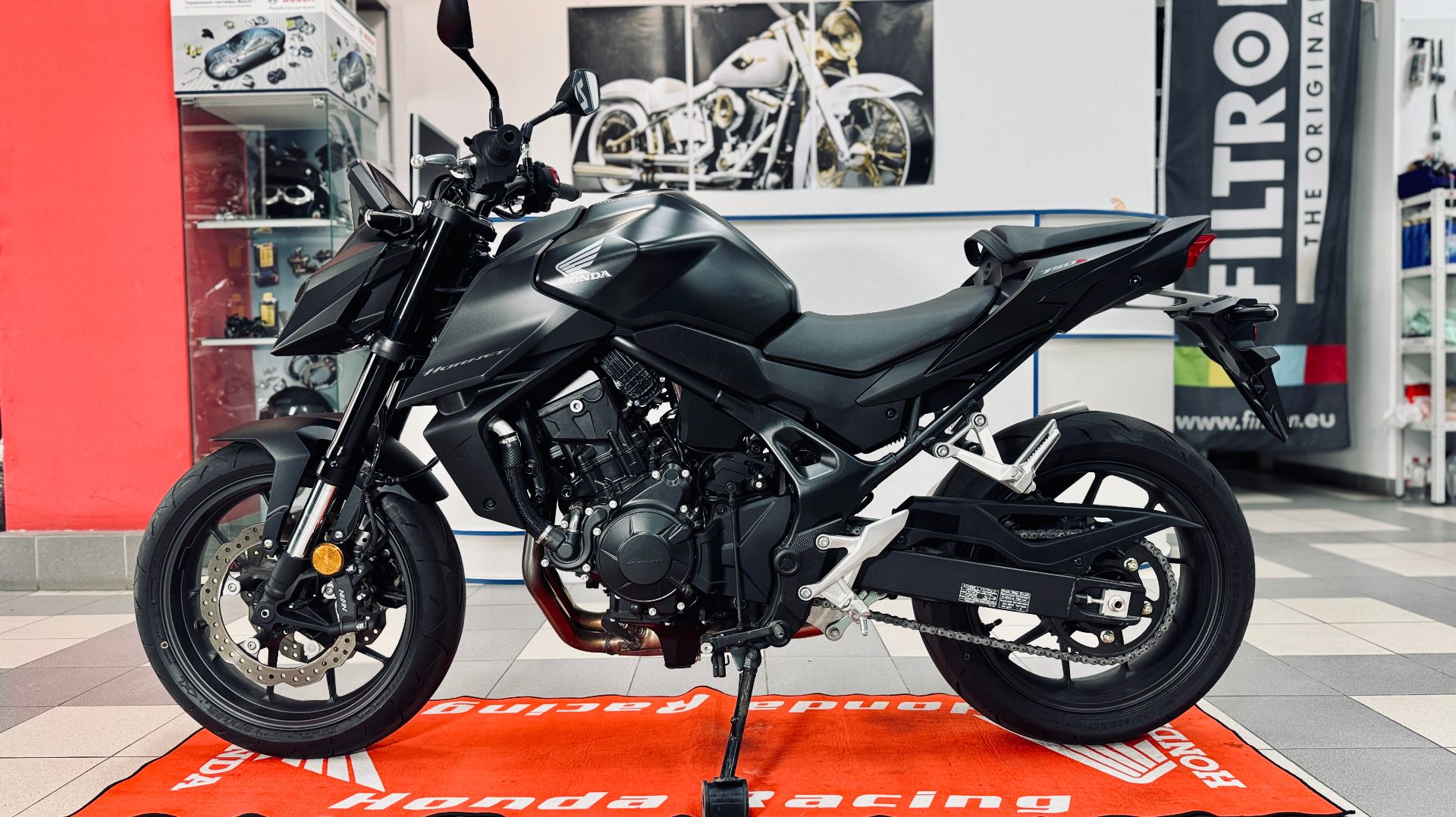 Honda CB750 Hornet