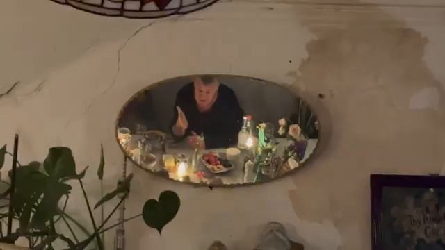 ЖИЗНЬ