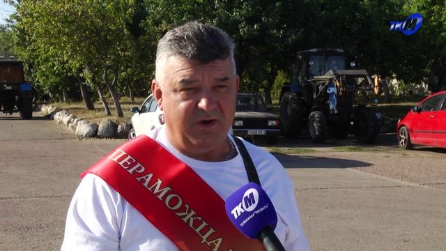 Комбайнеров и водителей-тысячников наградили в эксбазе «Криничная»