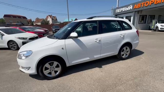Skoda 	Fabia	2014	белый	TMBJC45J2E3083232