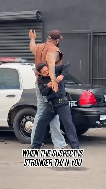 Life In America Looks Like GTA Sometimes😂#USA#fyp#Funny#Shorts#Viral#Crazy#Poli(1)
