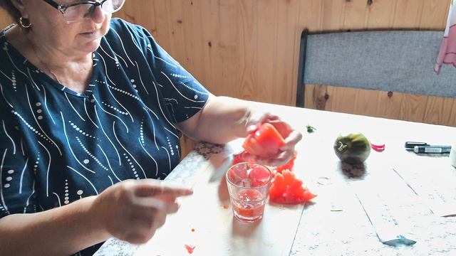 часть 2, дела домашние.
Беру семена с томатов.