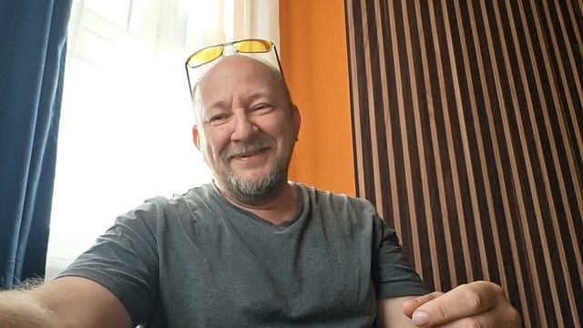 Куцов сказочник))