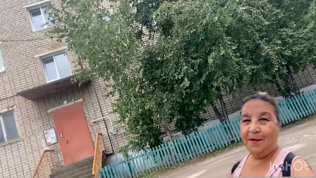 Пошла смотреть квартиру,а желающих 6 семей