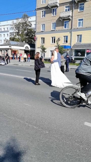 Это я сфоткался с мультяшными персонажами в городе Сергиев Посад