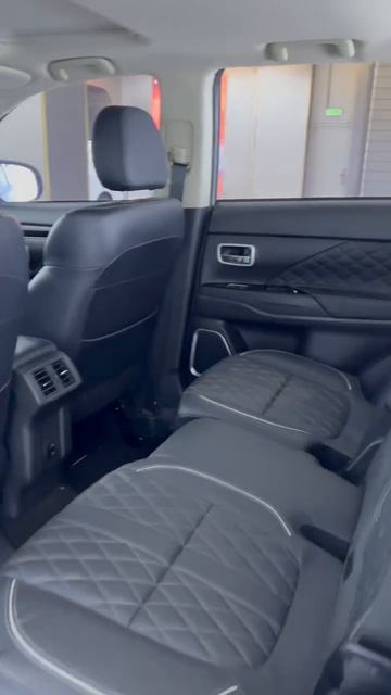 Mitsubishi Outlander Facelift 2.0L Two-zone Enjoy Edition 7 Seats