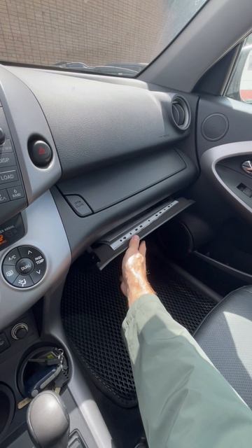 2009 Toyota RAV 4 запуск двигателя