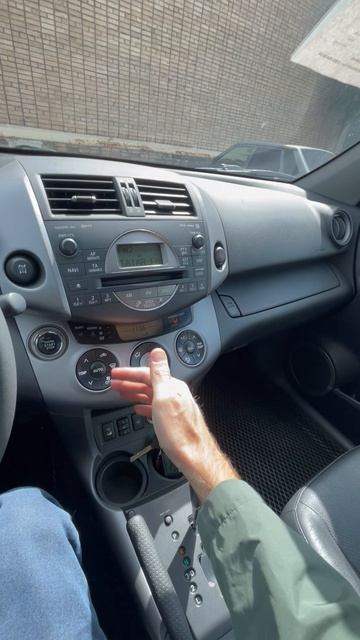 2009 Toyota RAV 4 2.4L запуск