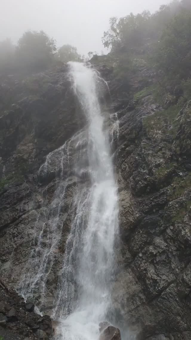 Водопад Байради. Дигория