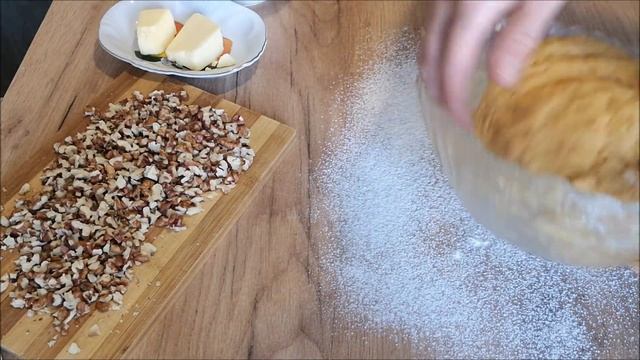 Тыквенный завиванец с орехами