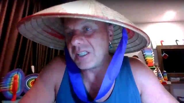 «Автономия от денег или изобильная автономия» Сергей Логинов (Вьетнам)