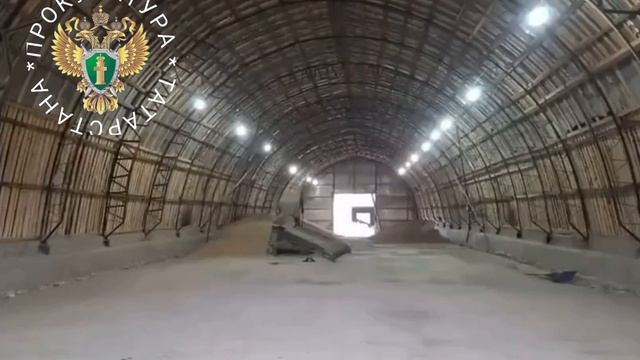 В Татарстане на подростка упала стрела зернопогрузчика