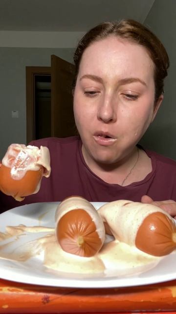 Мукбанг Наташабо сардельки соус