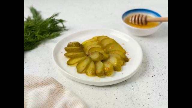 СОЛЁНЫЕ ОГУРЦЫ С МЁДОМ