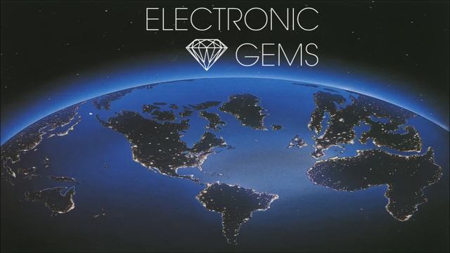 Micromomenterial - Roam The World